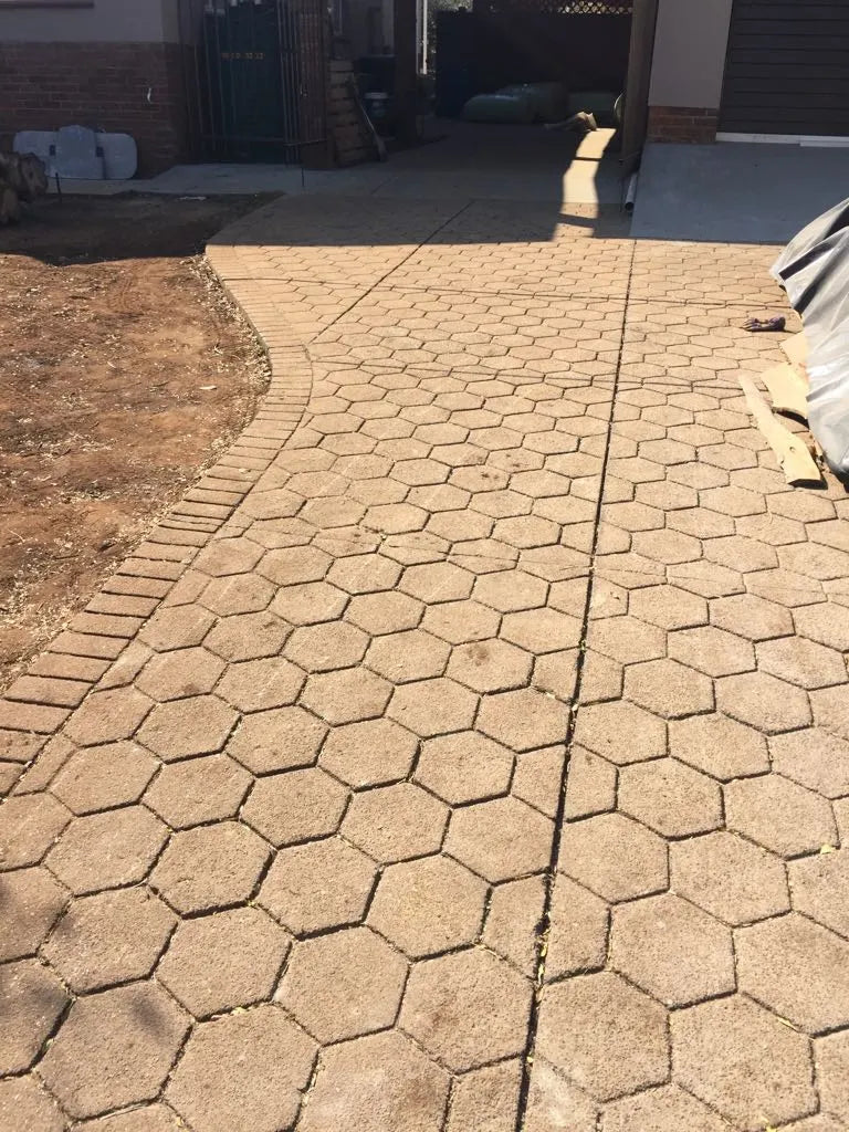 PavePerfect® | Easy DIY Garden Path Paving Mould – NextGenGardening™