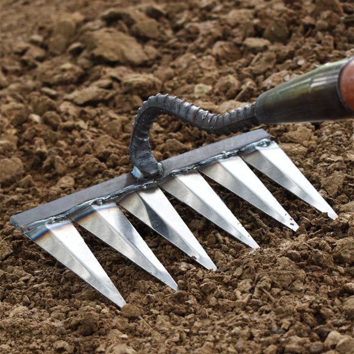 IronRake® | The Heavy-Duty Iron Weeding Rake – NextGenGardening™